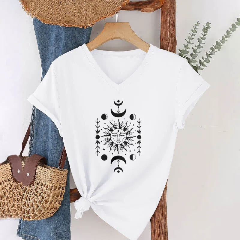 Olivenorma Sonne und Mond Ästhetisches Yoga T-Shirt mit V-Ausschnitt