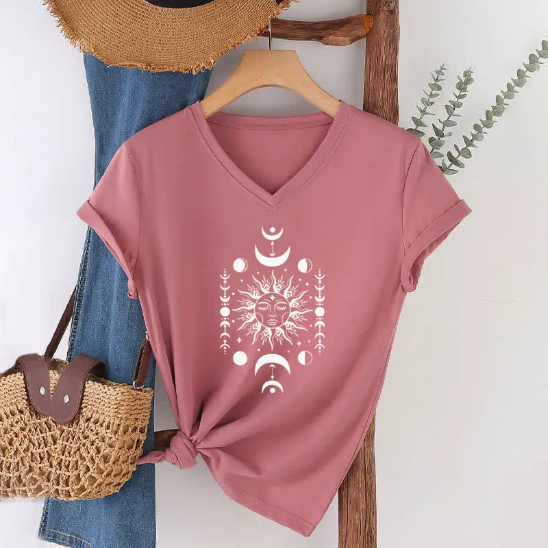 Olivenorma Sonne und Mond Ästhetisches Yoga T-Shirt mit V-Ausschnitt