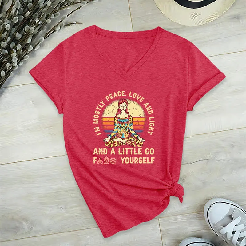 Olivenorma Yoga-T-Shirt „Ich bin hauptsächlich Frieden, Liebe und Licht“