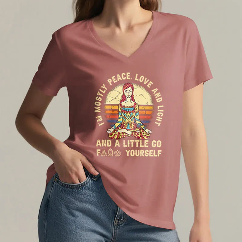 Olivenorma Yoga-T-Shirt „Ich bin hauptsächlich Frieden, Liebe und Licht“