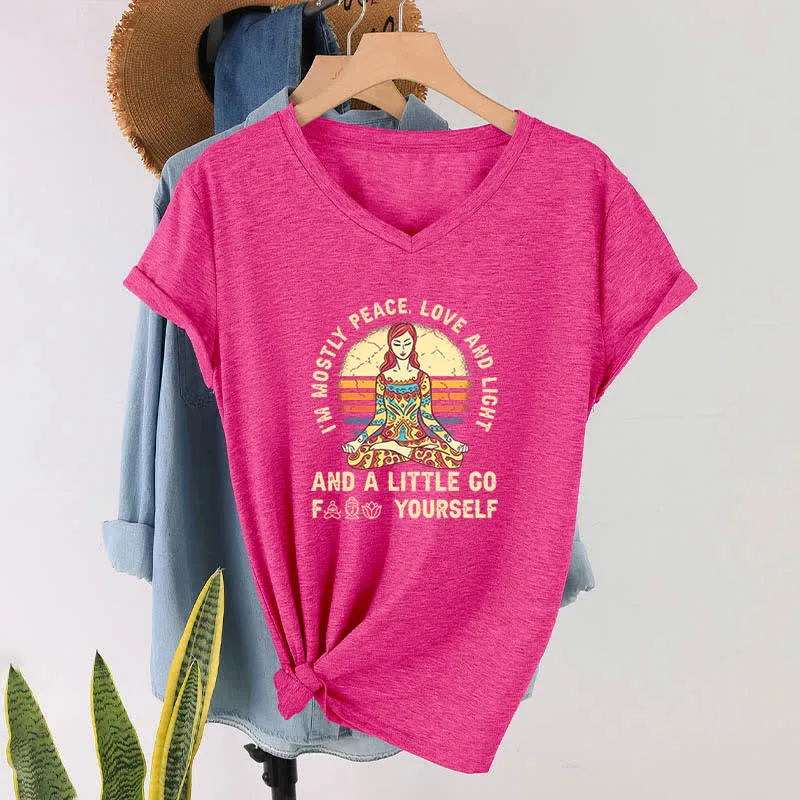 Olivenorma Yoga-T-Shirt „Ich bin hauptsächlich Frieden, Liebe und Licht“
