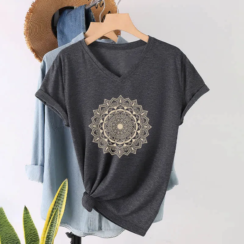 Olivenorma Mandala Lotus Boho Flower Yoga T-Shirt mit V-Ausschnitt