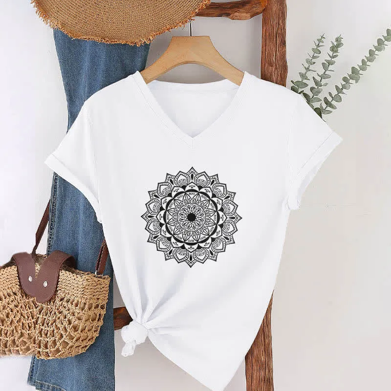 Olivenorma Mandala Lotus Boho Flower Yoga T-Shirt mit V-Ausschnitt