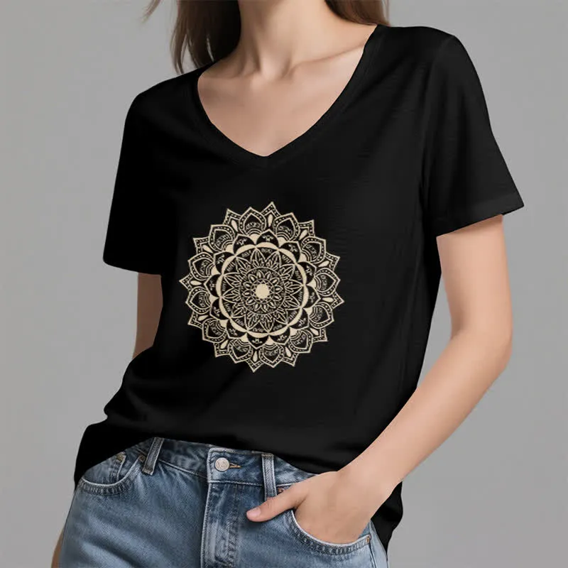 Olivenorma Mandala Lotus Boho Flower Yoga T-Shirt mit V-Ausschnitt