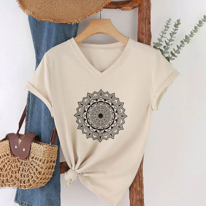 Olivenorma Mandala Lotus Boho Flower Yoga T-Shirt mit V-Ausschnitt