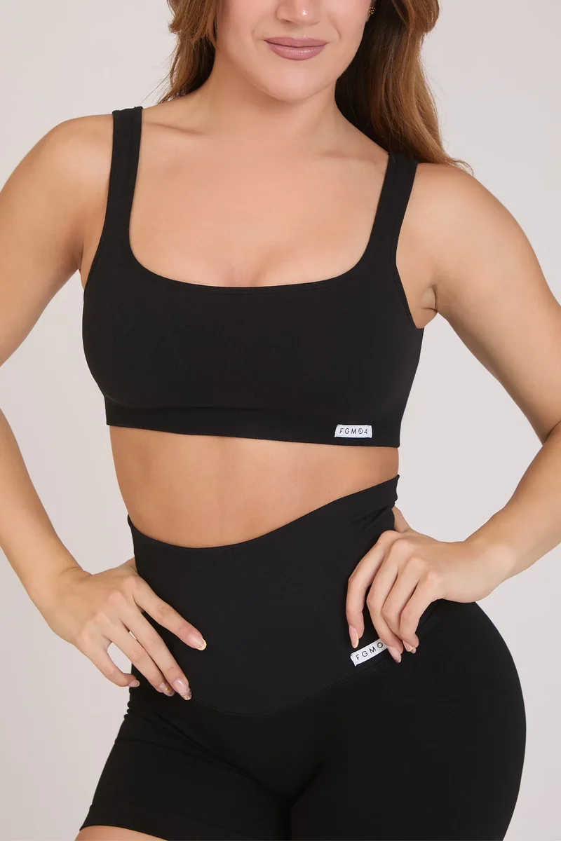 Top Calipso Nero Costine