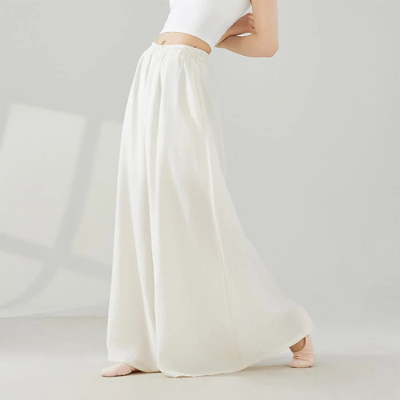 Olivenorma – Drapierte Yoga-Hose aus Viskose mit weitem Bein