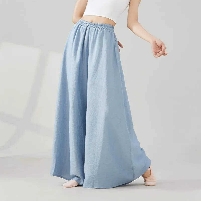 Olivenorma – Drapierte Yoga-Hose aus Viskose mit weitem Bein