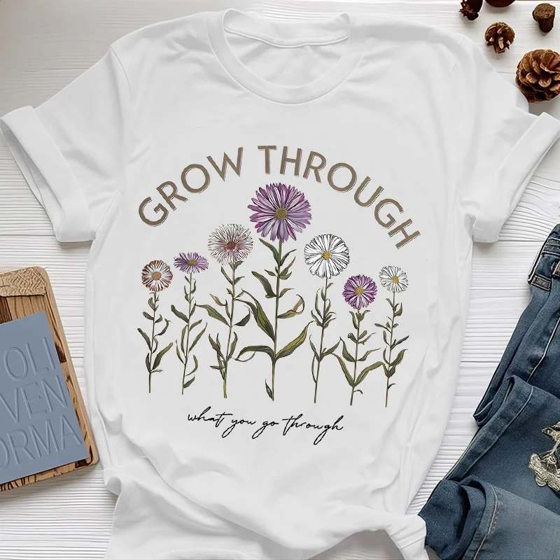 Olivenorma – T-Shirt mit Blumenmuster
