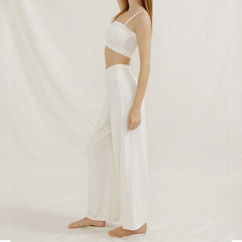 Olivenorma – Verstellbare Yogahose mit weitem Bein