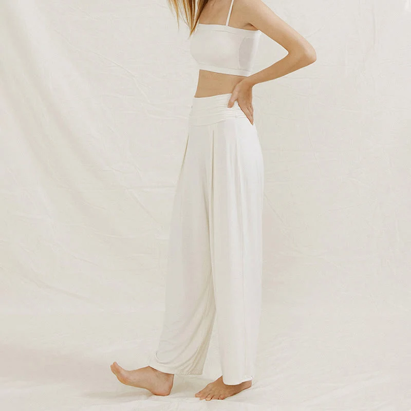 Olivenorma – Verstellbare Yogahose mit weitem Bein