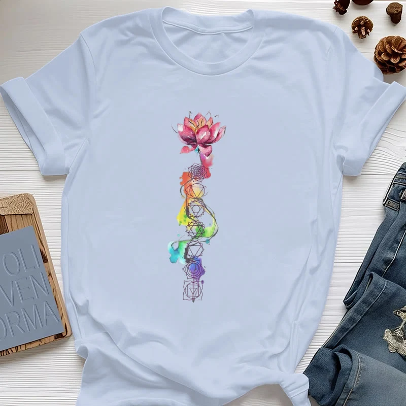 Olivenorma – T-Shirt mit Lotus-Chakra-Energie-Aquarelldruck
