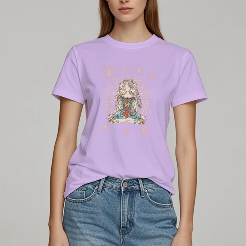 Olivenorma – Baumwoll-T-Shirt „Meditierende Göttin“
