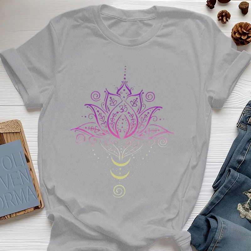 Olivenorma OM Lotusblumen-T-Shirt