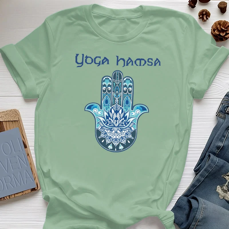 Olivenorma – Bequemes T-Shirt mit Yoga-Hamsa-Print, Blau
