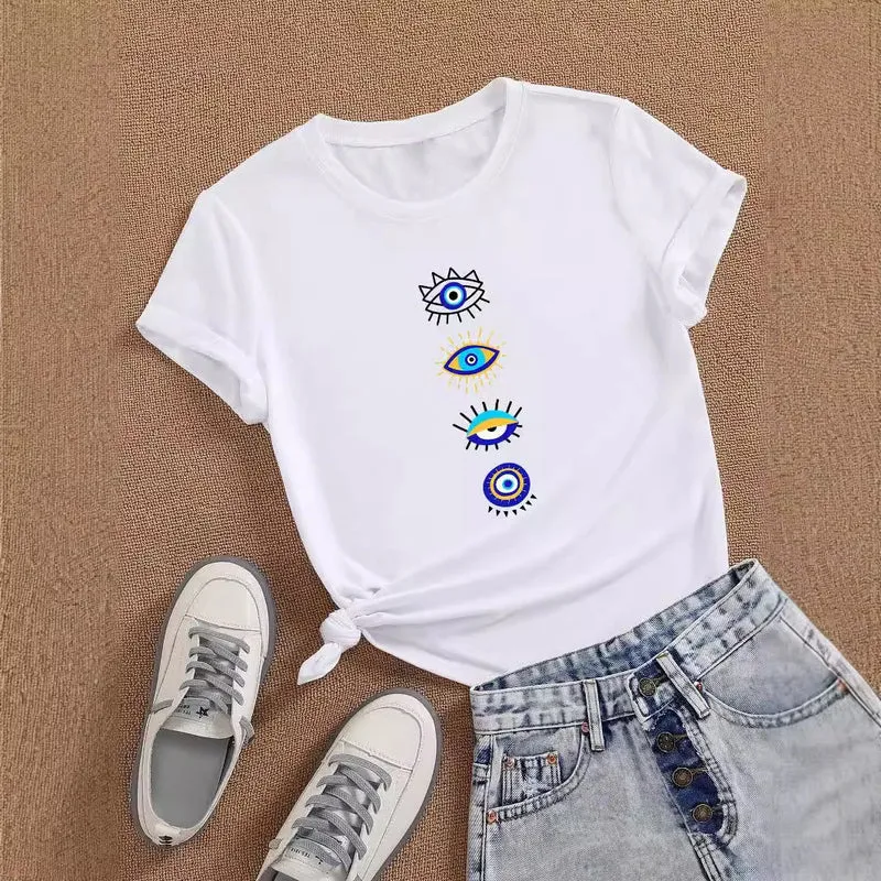Olivenorma – Weißes T-Shirt mit „Blauem Bösen Blick“-Print