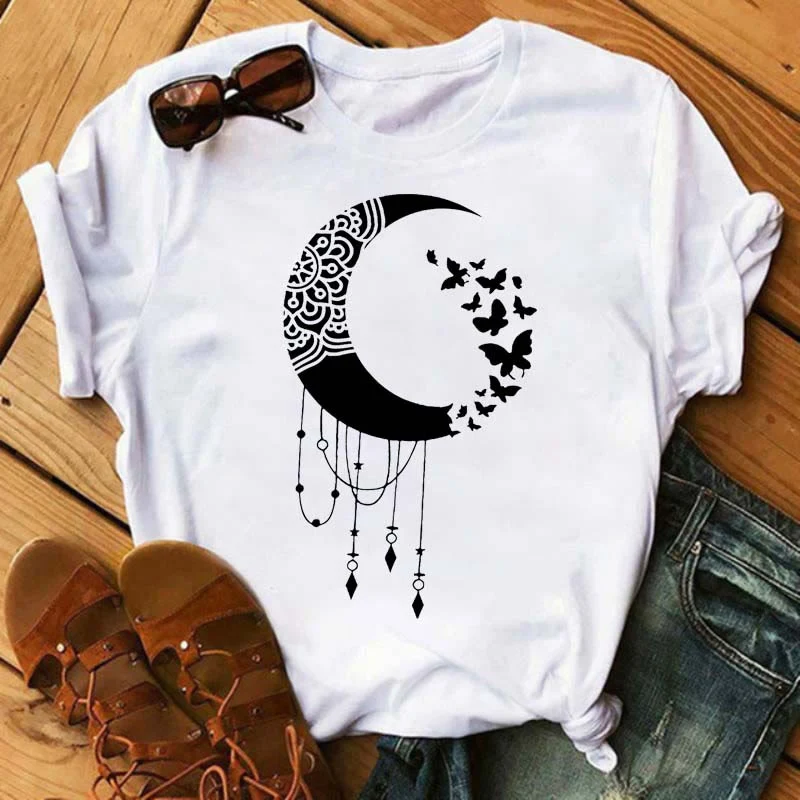 Olivenorma T-Shirt aus Baumwolle mit Mond- und Schmetterlingsdruck