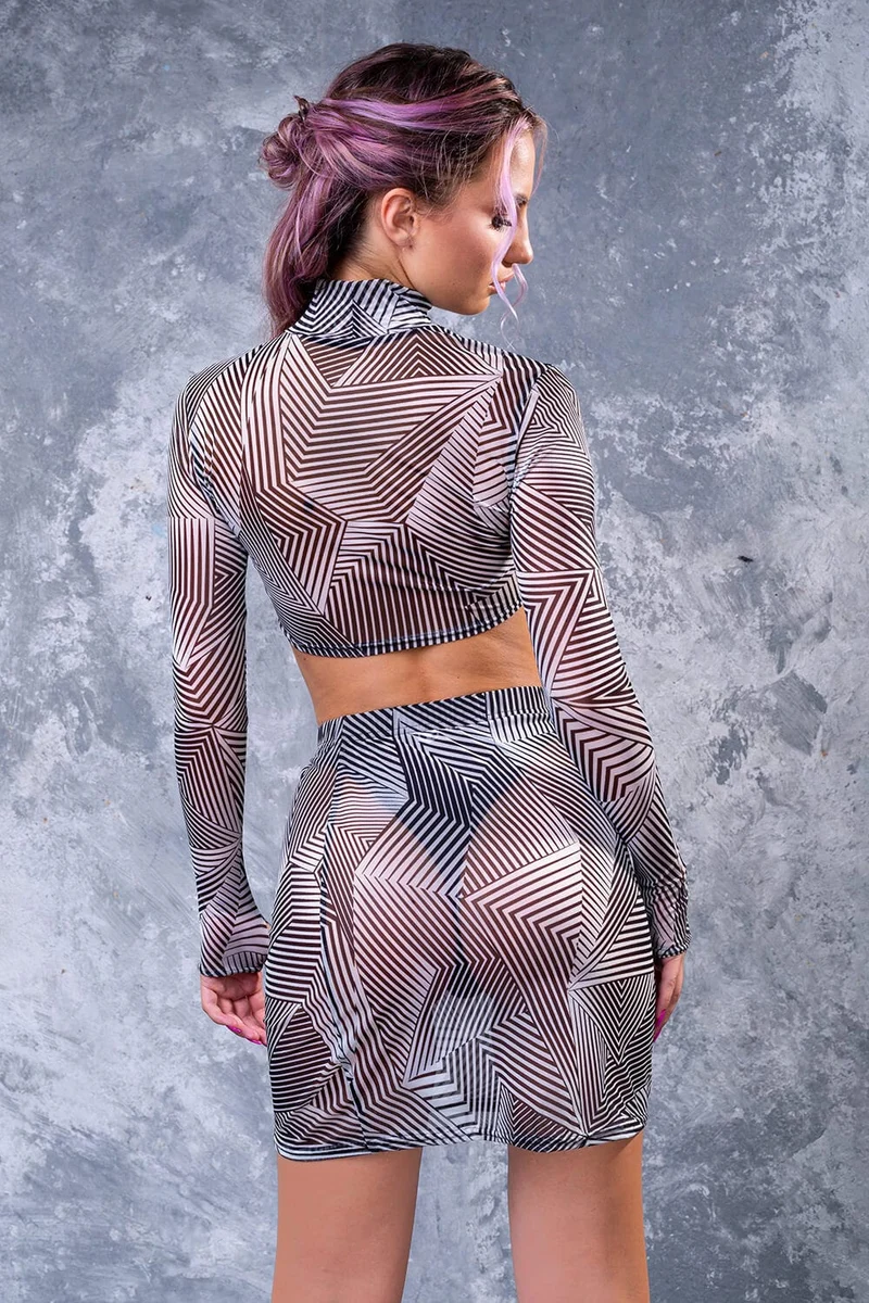 Minimal Mesh Skirt