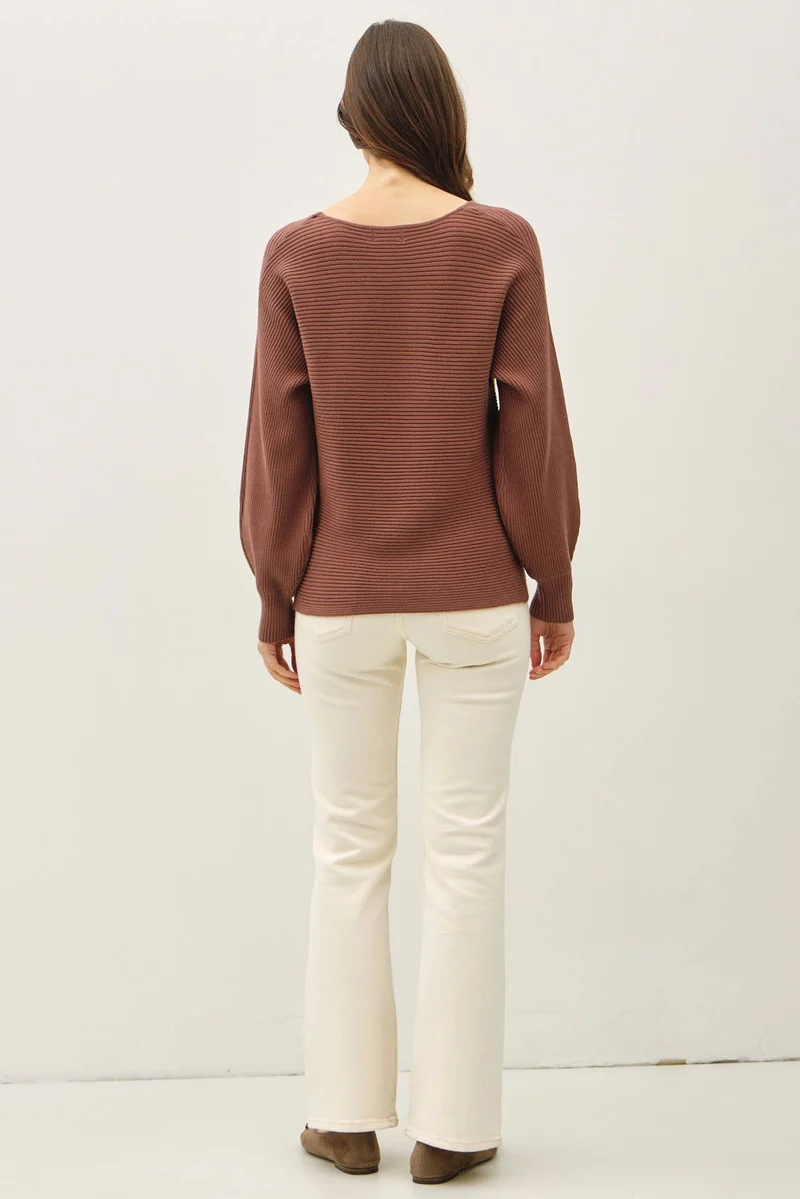 HORIZONTAL RIBBED LONG SWEATER