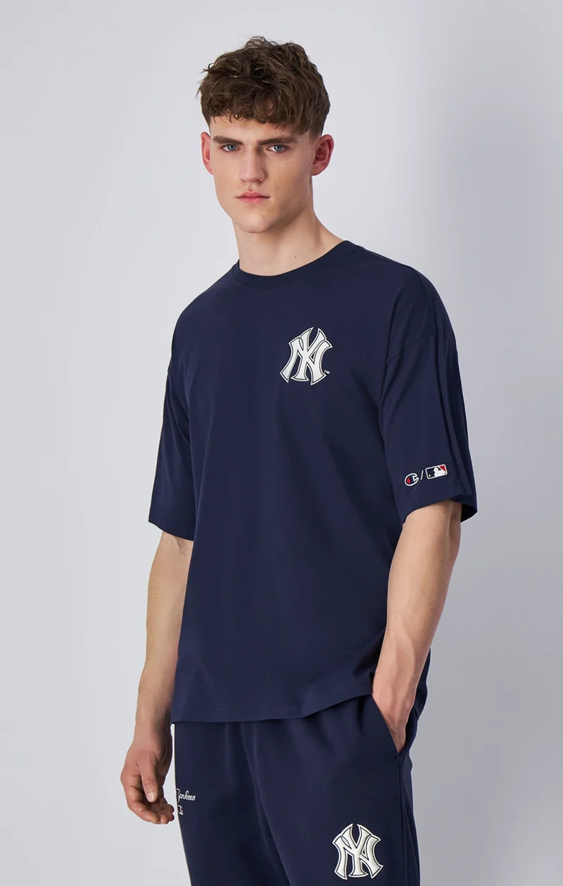 MLB Graphic T-Shirt