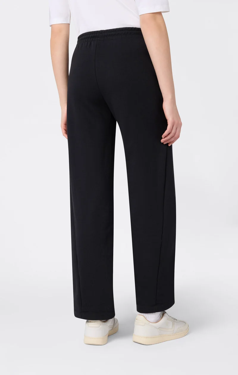 Women’s Lightweight Barrel Leg Jogger Pants Icons