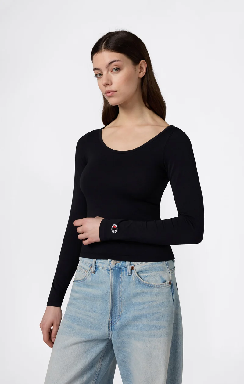 Women’s Long Sleeve Scoop Neck T-Shirt