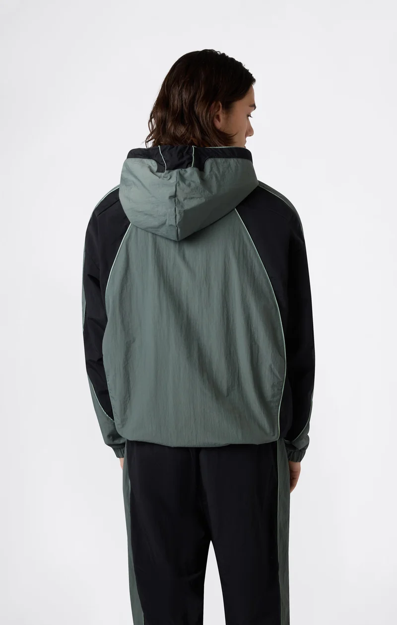 Men’s Woven Nylon Full-Zip Hooded Track Top Loose Fit