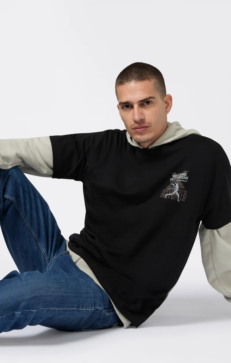 REVERSE WEAVE Men’s Graphic T-Shirt