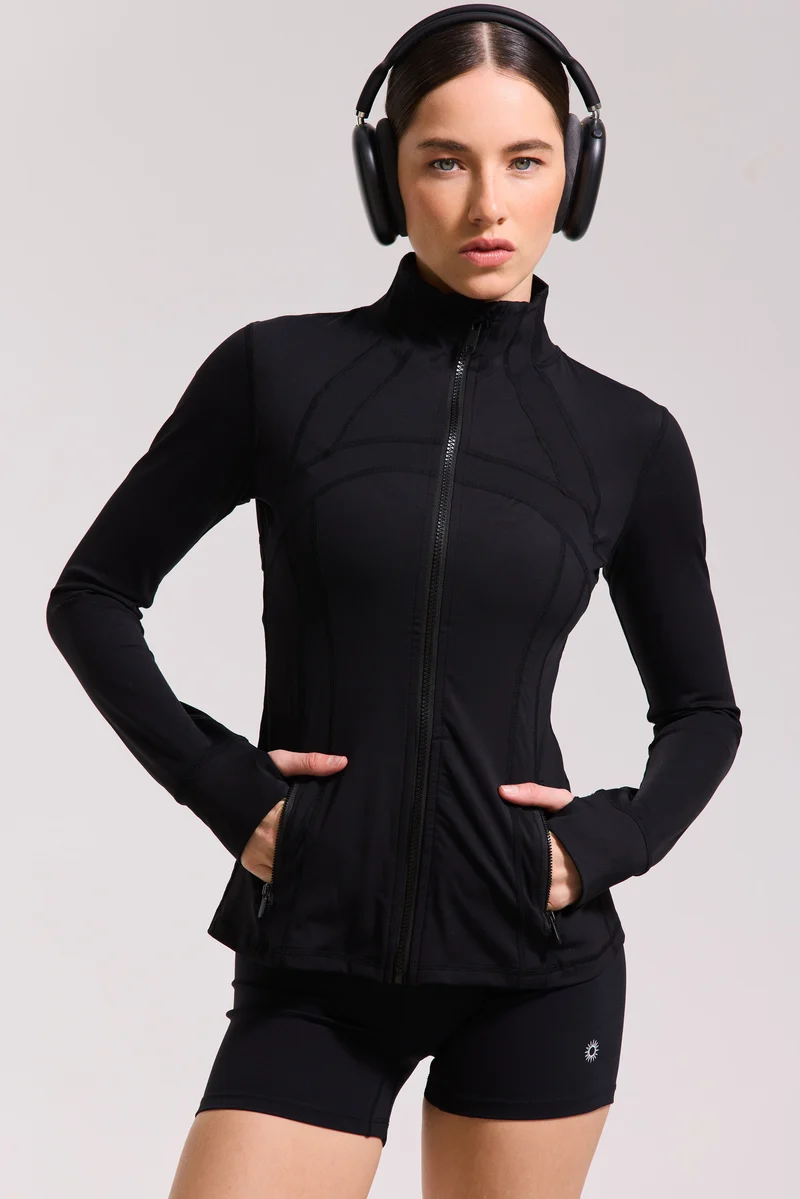 Veste Arya