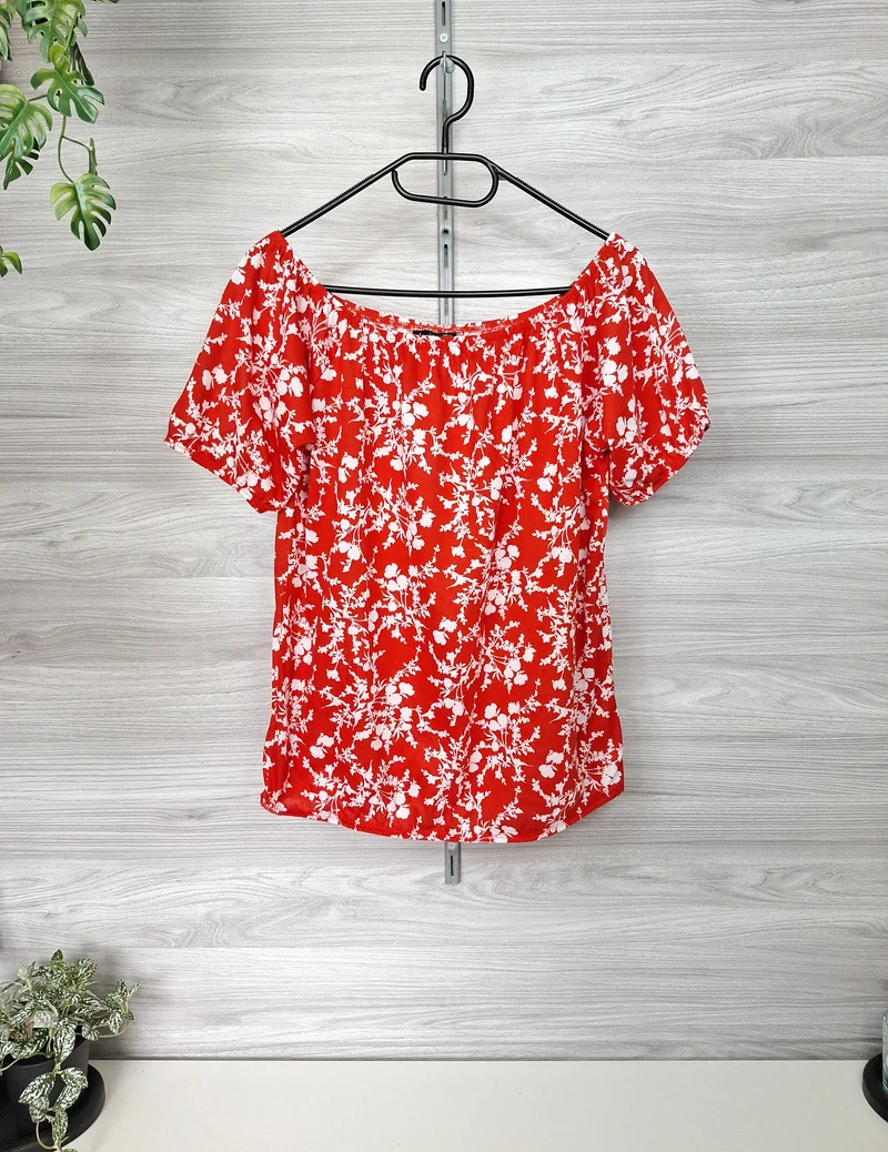 Janina Carmenshirt Blumenprint 40