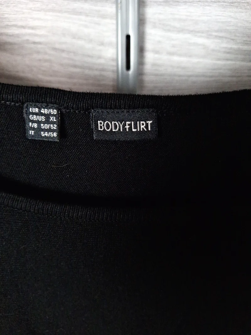 Bodyflirt Stricktunika Strassbesatz 48/50