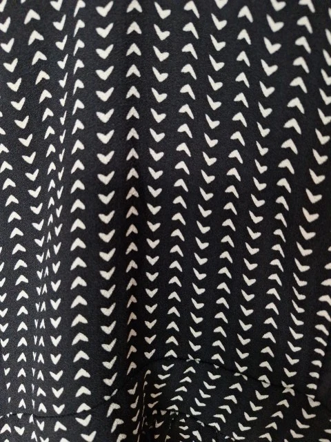 H&M Sommerkleid Grafikmuster 44