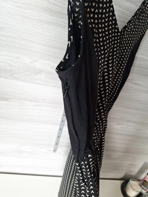 H&M Sommerkleid Grafikmuster 44