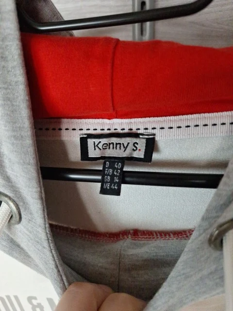 Kennys Kapuzenshirt Statementprint 40
