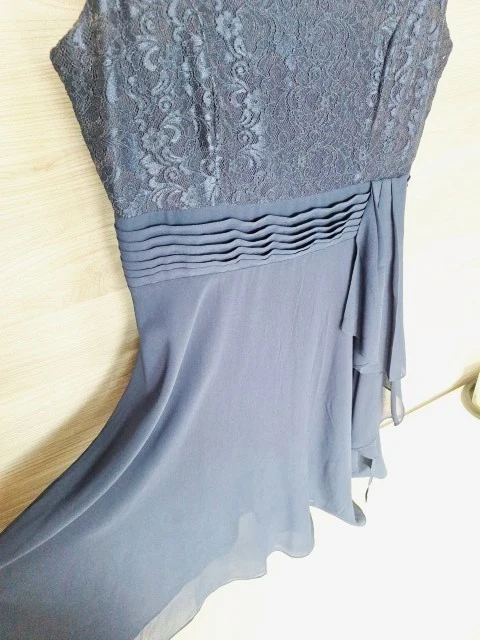 Seventyseven Chiffonkleid Spitze Volant 38