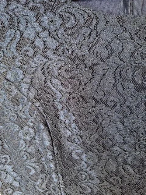 Seventyseven Chiffonkleid Spitze Volant 38