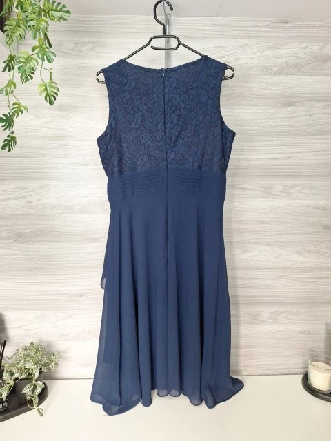 Seventyseven Chiffonkleid Spitze Volant 38