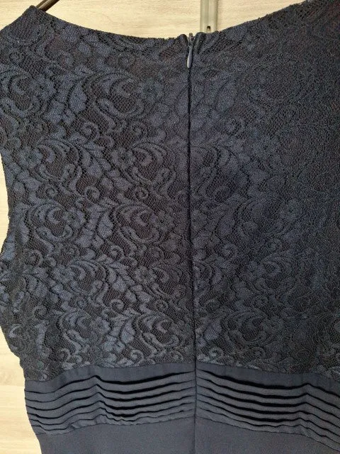 Seventyseven Chiffonkleid Spitze Volant 38