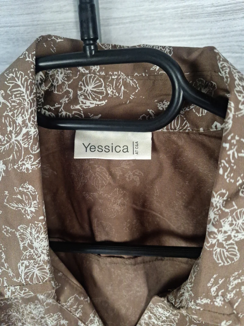 Yessica Kurzarmbluse Blumen 40