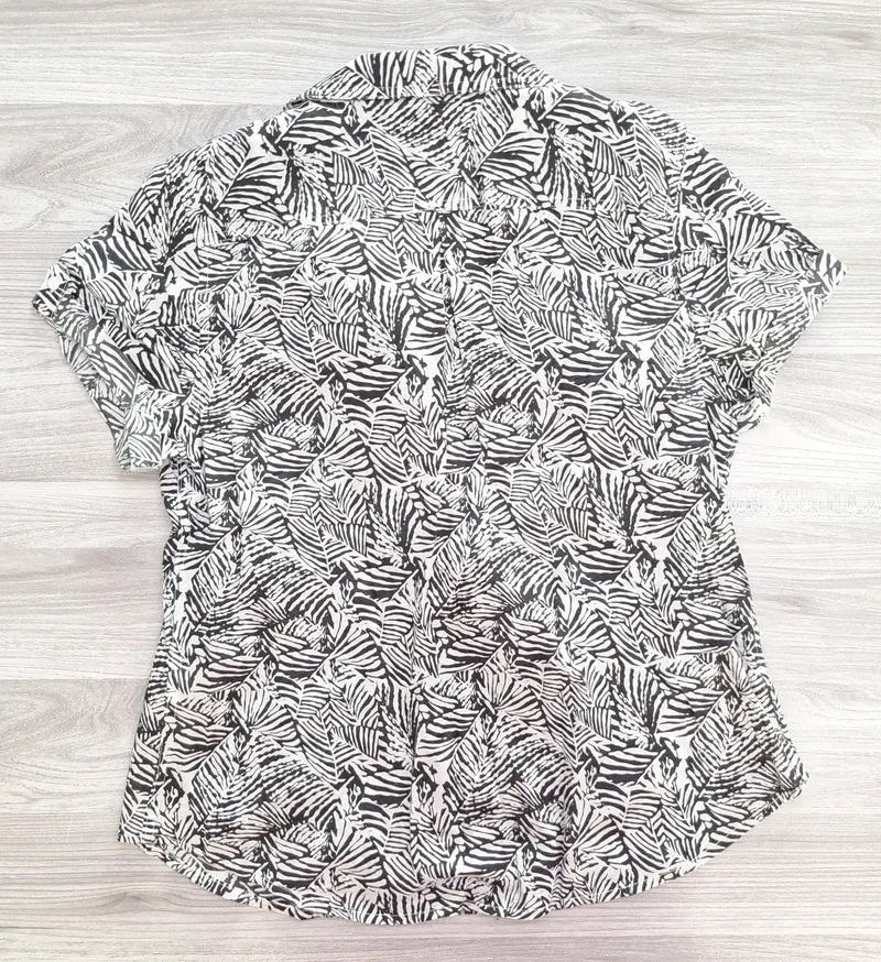 Laura Torelli Bluse Blättermuster 40