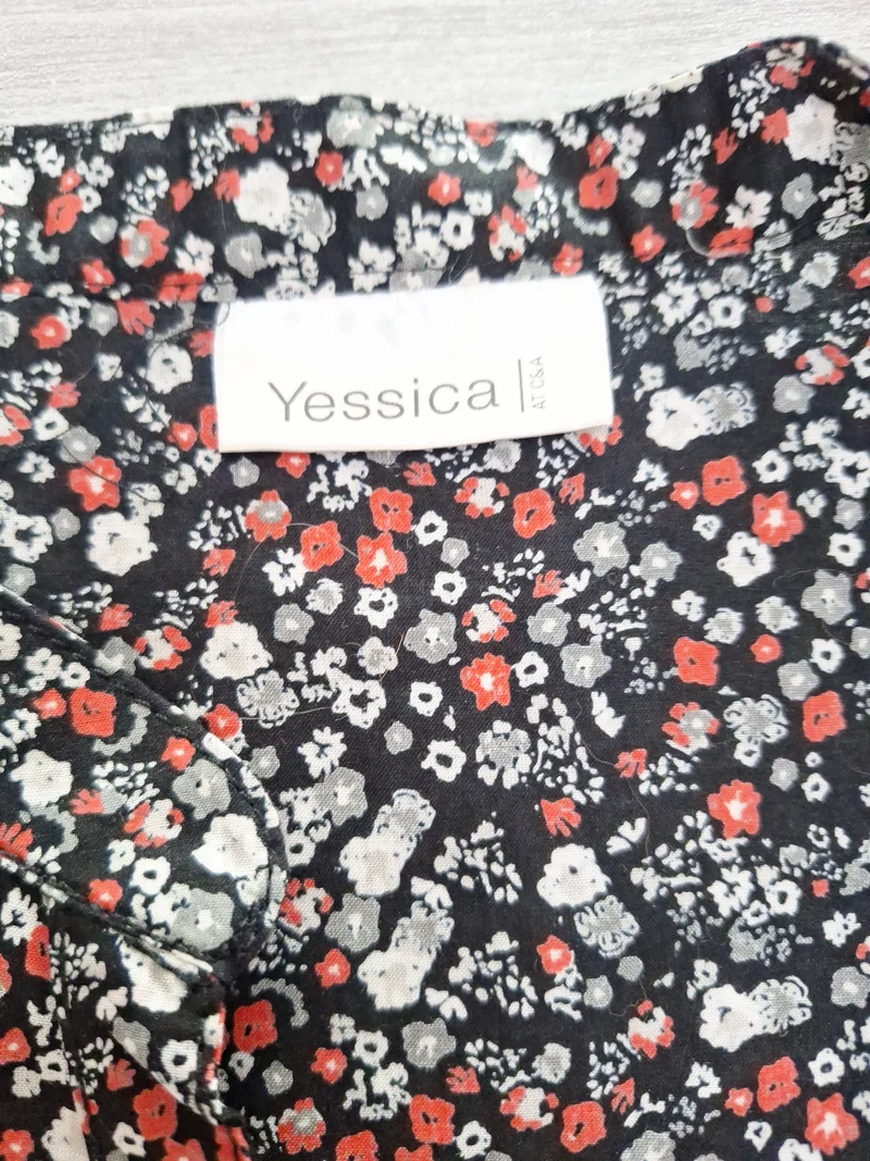 Yessica Kurzarmbluse Blumenmuster 40
