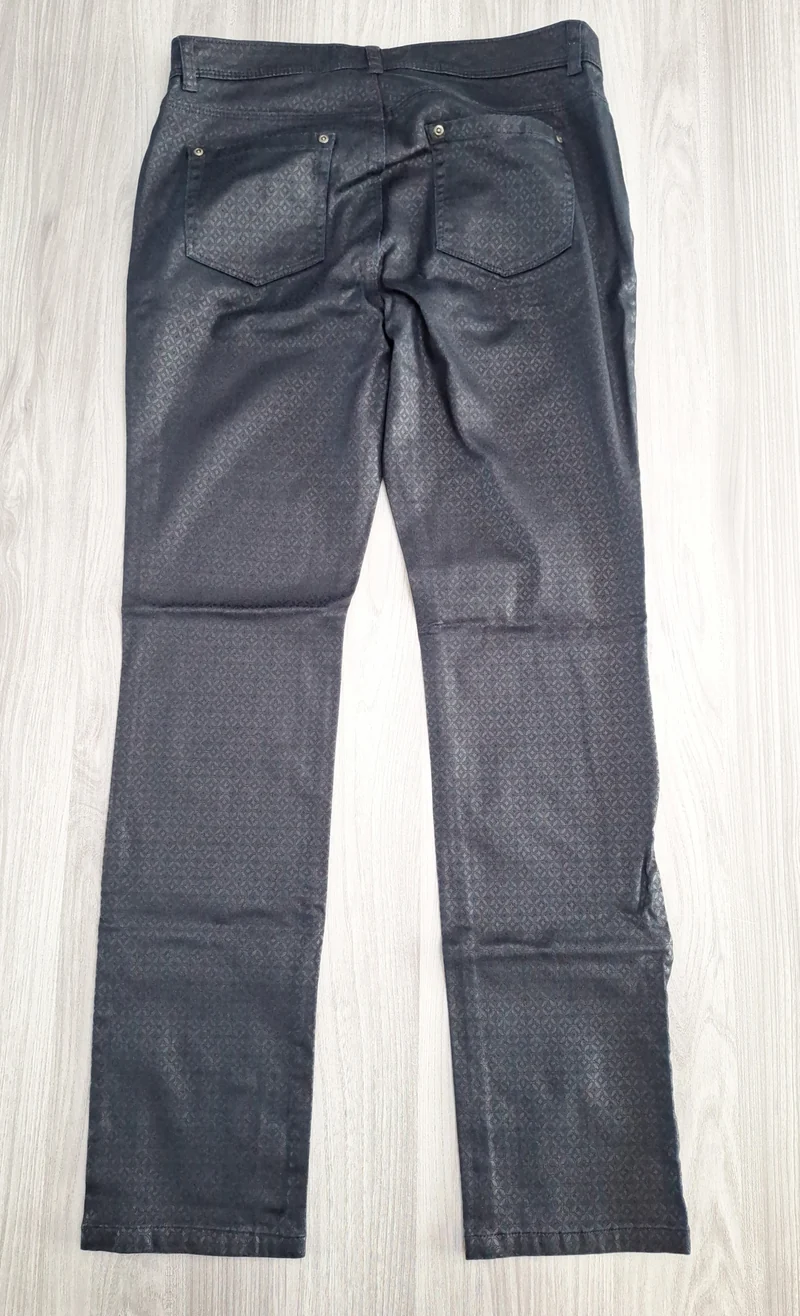 Tchibo Stoffhose Strukturmuster 42